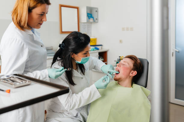 Best Orthodontic Emergency Dentist in Mono Vista, CA